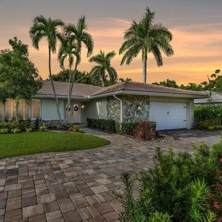 Rent this 3 bed house on 725 Old Trail Drive in Naples, FL 34103