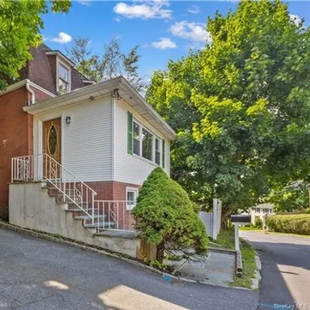 Buy this 3 bed house on 64 Mountain Rd in Irvington, New York