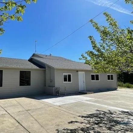 Image 3 - San Benito Avenue, Gerber, Tehama County, CA 96035, USA - House for sale
