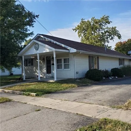 Buy this 3 bed house on 750 West Blackwood Street in Sullivan, IL 61951
