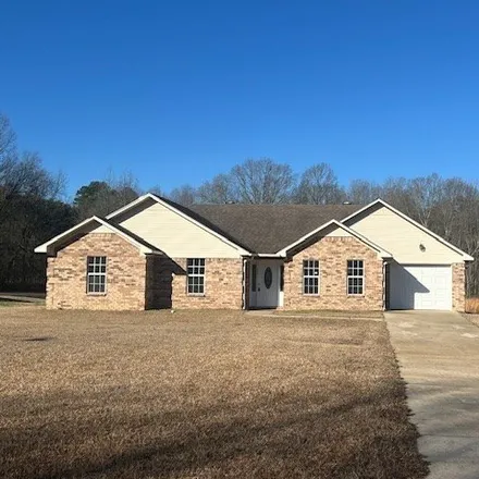 Buy this 3 bed house on 101 Dowdle Road in Grenada, MS 38901