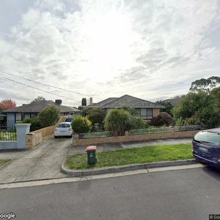 Rent this 3 bed apartment on Hibiscus Road in Blackburn North VIC 3130, Australia