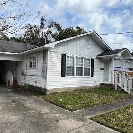 Buy this 3 bed house on 2010 9th Street in Pascagoula, MS 39567