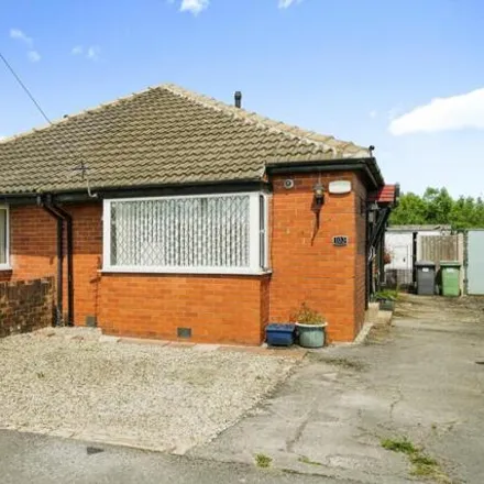 Buy this 2 bed house on Leysholme Crescent in Leeds, LS12 4HJ