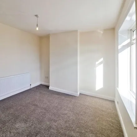 Image 7 - Lawrence Road, Huddersfield, HD1 4LX, United Kingdom - Townhouse for rent