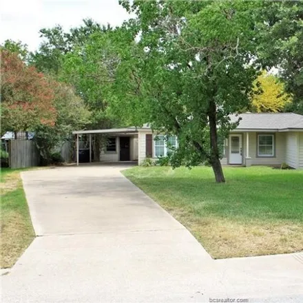 Rent this 3 bed house on 302 Francis Dr in College Station, Texas