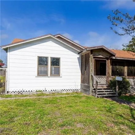 Buy this 3 bed house on 625 West Wilson Avenue in Aransas Pass, TX 78336