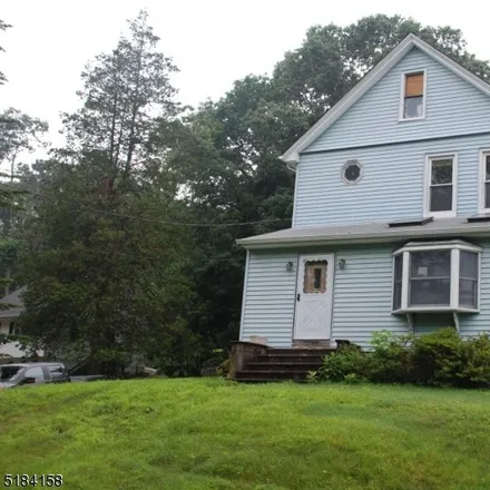 Rent this 3 bed house on 2 Butler Place in Butler, Morris County