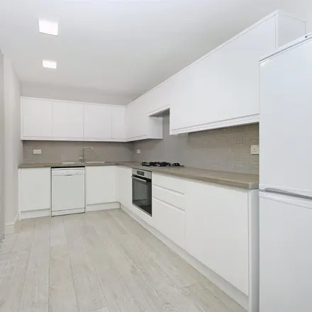 Rent this 1 bed house on Carlisle Avenue in London, W3 7NL
