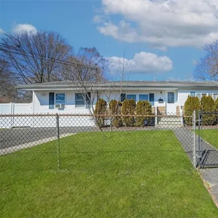 Buy this 4 bed house on 39 East Walnut Street in Central Islip, Islip