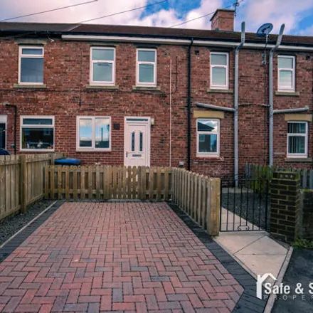 Image 1 - Lilac Square, Bournmoor, DH4 6EQ, United Kingdom - Townhouse for rent