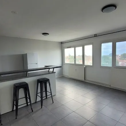 Rent this 1 bed apartment on 27 Avenue Robert Schuman in 59370 Mons-en-Barœul, France