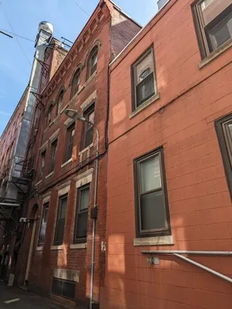 Buy this 5 bed house on 3 in 5 Cooper Street, Boston