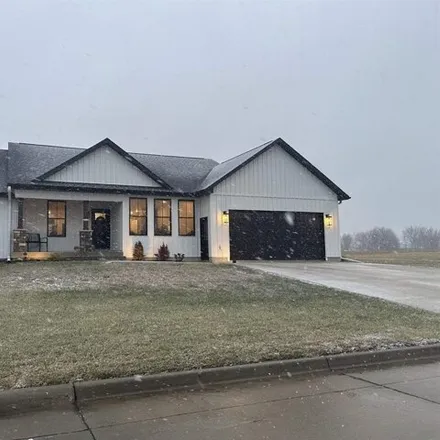 Buy this 3 bed house on Buxton Circle in Albia, IA 52531