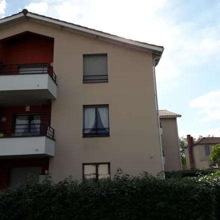 Rent this 2 bed apartment on 4BIS Rue du Repos in 69740 Genas, France