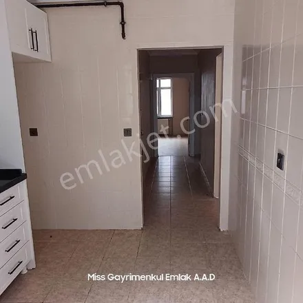 Image 9 - Beşir Balcıoğlu Ortaokulu, Mektep Sokağı, 34320 Avcılar, Turkey - Apartment for rent
