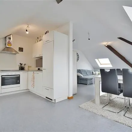 Image 3 - Chaussée de Waremme 20, 4500 Huy, Belgium - Apartment for rent