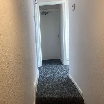 Image 7 - Barry Road, Barry, CF63 1BB, United Kingdom - Apartment for rent