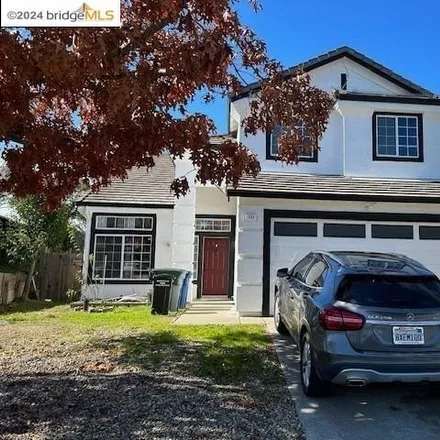Rent this 3 bed house on 169 Greenmeadow Circle in Pittsburg, CA 94565