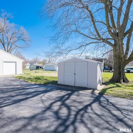 Image 2 - 219 East 6th Street, Glasford, Peoria County, IL 61533, USA - House for sale