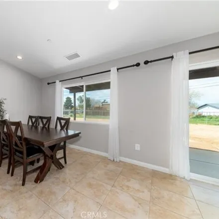 Image 7 - 11908 Morning Star Road, Apple Valley, CA 92308, USA - House for sale