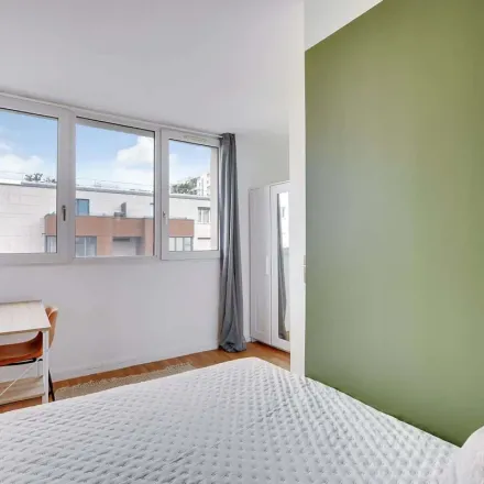 Rent this 1 bed apartment on 5 Rue Léon Blum in 94270 Le Kremlin-Bicêtre, France