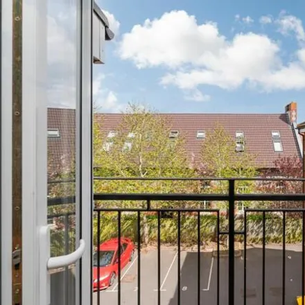 Buy this 1 bed apartment on 76 Victoria Avenue in Bristol, BS5 9NZ