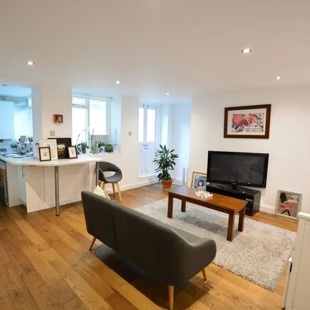 Rent this 1 bed apartment on Uncle Sam's in 4A Montpelier Road, Brighton