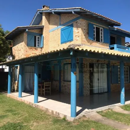 Buy this 5 bed house on Rua Florianópolis in Barra do Ibiraquera, Imbituba - SC