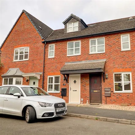 Rent this 2 bed townhouse on Darlow Drive in Stratford-upon-Avon, CV37 9DG
