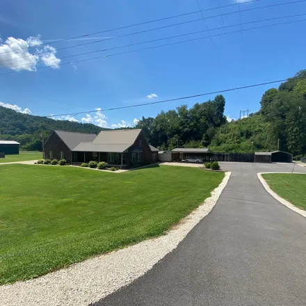 Image 2 - 3281 Royalton Road, Salyersville, Magoffin County, KY 41465, USA - House for sale