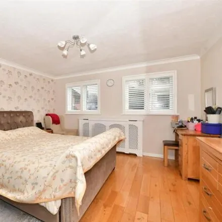 Image 7 - Farrers Place, London, CR0 5HB, United Kingdom - House for sale