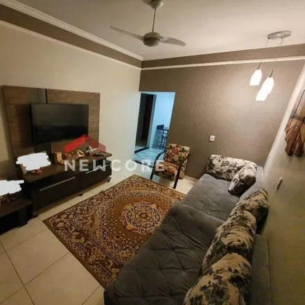 Buy this 4 bed house on Rua Coroaci Nunes in Granada, Uberlândia - MG