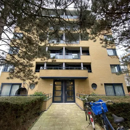 Rent this 4 bed apartment on Delftselaan 78 in 2512 RH The Hague, Netherlands