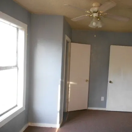 Image 7 - 201 West Lindbergh Boulevard, Universal City, Bexar County, TX 78148, USA - House for sale