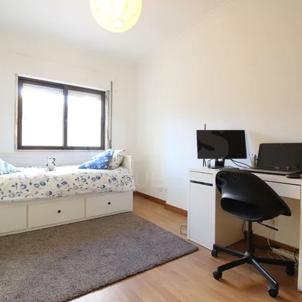 Rent this 3 bed apartment on Estrada do Forte da Ameixoeira in 1750-025 Lisbon, Portugal