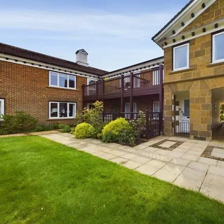 Buy this 2 bed apartment on The Lindens in Towcester, NN12 6UY