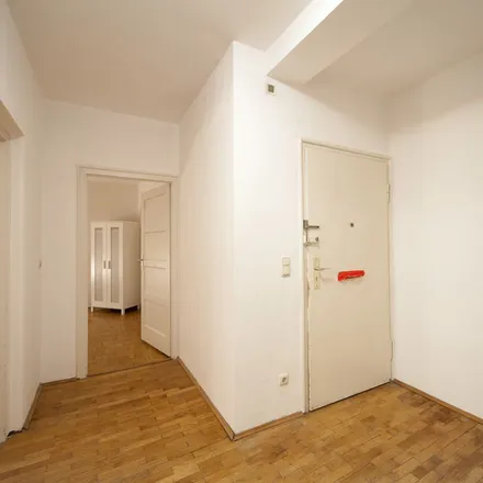 Image 5 - Siegestor, Leopoldstraße 2, 80802 Munich, Germany - Apartment for rent
