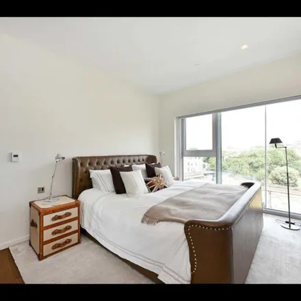 Image 2 - Columbia Gardens, Roxby Place, London, SW6 1RU, United Kingdom - Apartment for rent