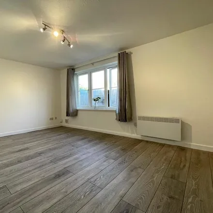 Rent this 1 bed apartment on Sudbury Avenue in London, HA0 3BD