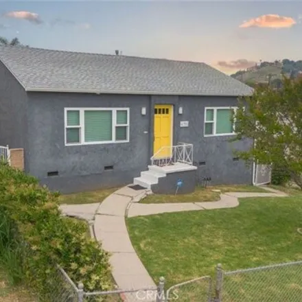 Buy this 2 bed house on 4775 Catalpa Street in Los Angeles, CA 90032