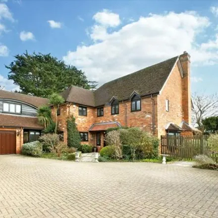 Buy this 5 bed house on Ashton Place in Maidenhead, SL6 4TA