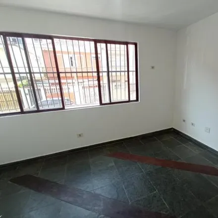 Rent this 3 bed house on Rua Oscar Sampaio in Embaré, Santos - SP