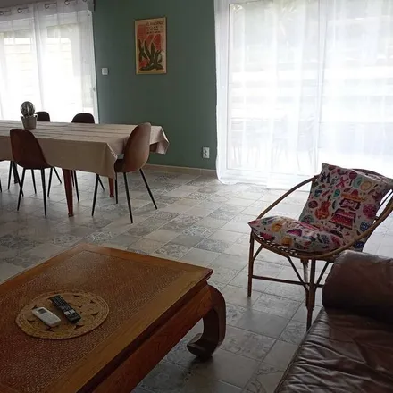 Rent this 1 bed house on 44110 Soudan