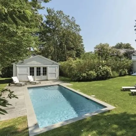 Image 1 - 17 Latham Street, Village of Sag Harbor, Suffolk County, NY 11963, USA - House for rent