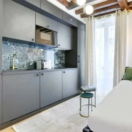 Image 3 - Ambassade des Seychelles, Avenue Mozart, 75016 Paris, France - Apartment for rent