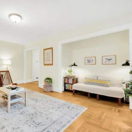 Buy this studio apartment on 116 Pinehurst Avenue in New York, NY 10033