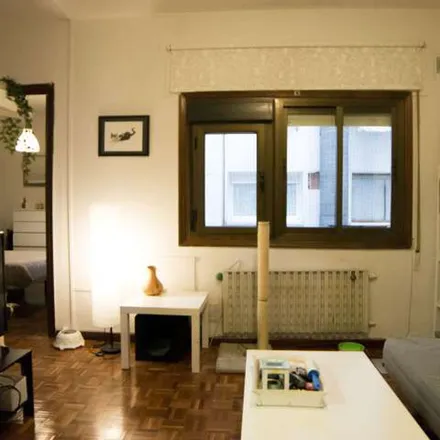 Rent this 1 bed apartment on Mesón del Cid in Calle de Fernández de la Hoz, 57