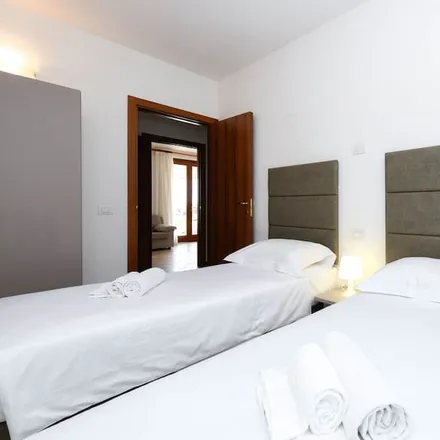 Image 7 - Via Porto 10 - Apartment for rent