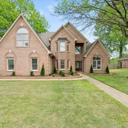 Buy this 4 bed house on 599 East Lawnwood Drive in Collierville, TN 38017